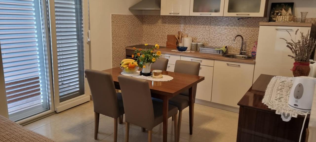 Apartman Maja Appartement Split Buitenkant foto